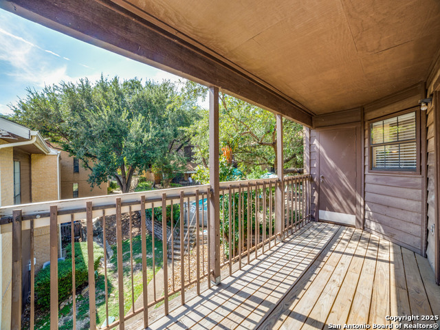 Image 12 of 18 For 8655 Datapoint 802