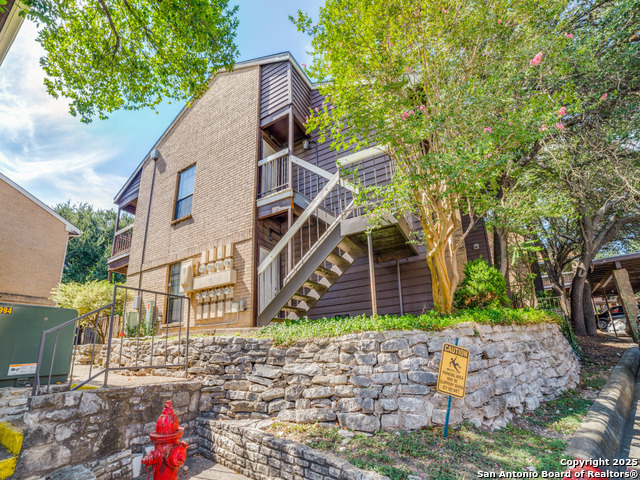 Image 15 of 18 For 8655 Datapoint 802