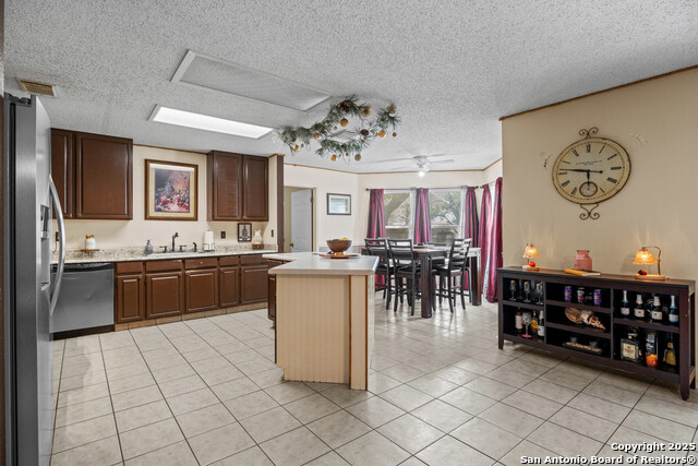 Image 10 of 27 For 4710 Irish Oak