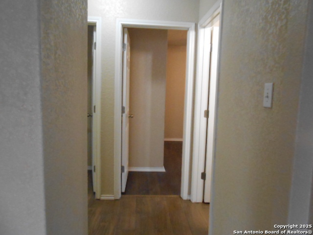 Listing photo id 16 for 6942 Asbury  