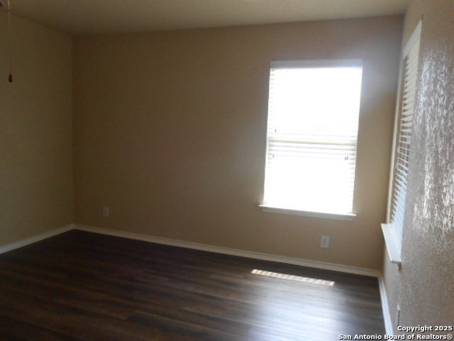 Listing photo id 30 for 6942 Asbury  