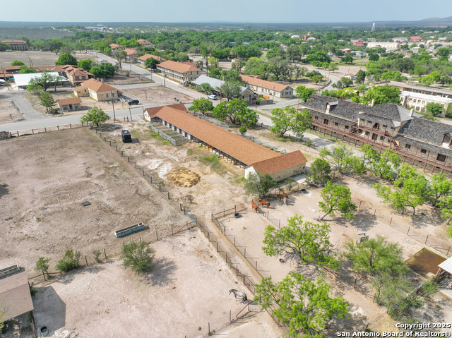 Image 28 of 33 For 25 Ward  