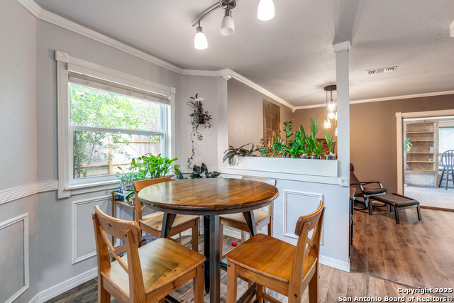 Listing photo id 9 for 703 Coronet
