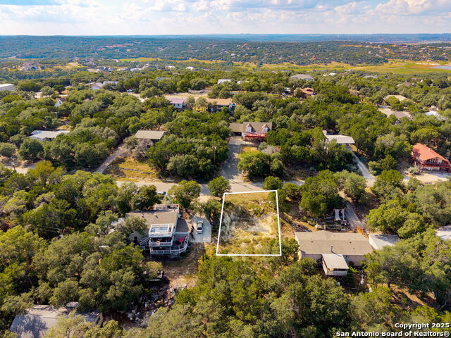 Listing photo id 8 for 1248 Springwater