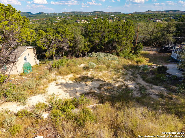 Listing photo id 10 for 1248 Springwater