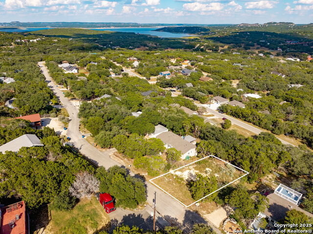 Listing photo id 0 for 1248 Springwater