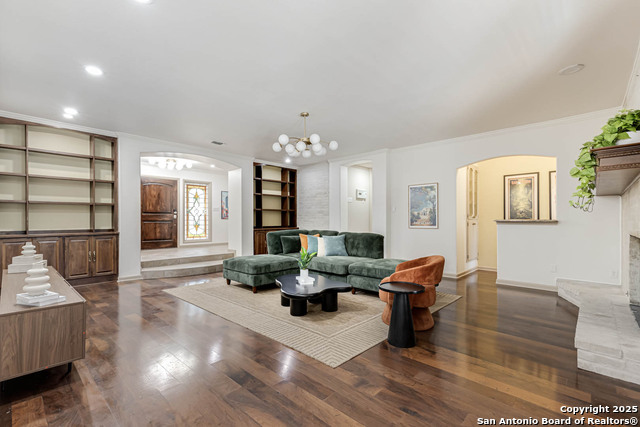 Listing photo id 8 for 113 Wickford