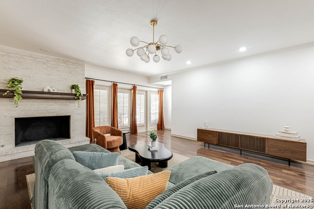 Listing photo id 6 for 113 Wickford