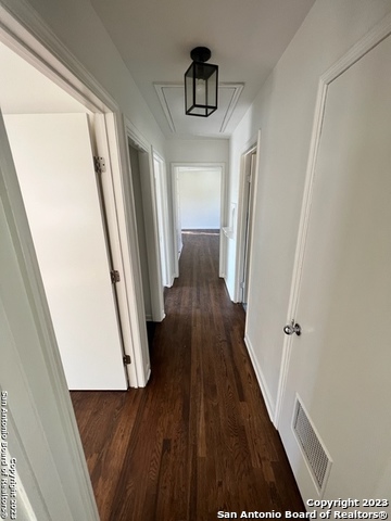 Image 5 of 21 For 370 Sunset E