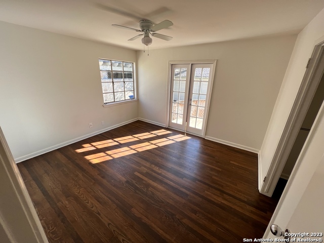 Image 9 of 21 For 370 Sunset E