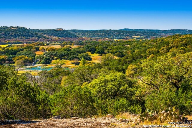 Image 14 of 27 For 277 Stablewood Springs