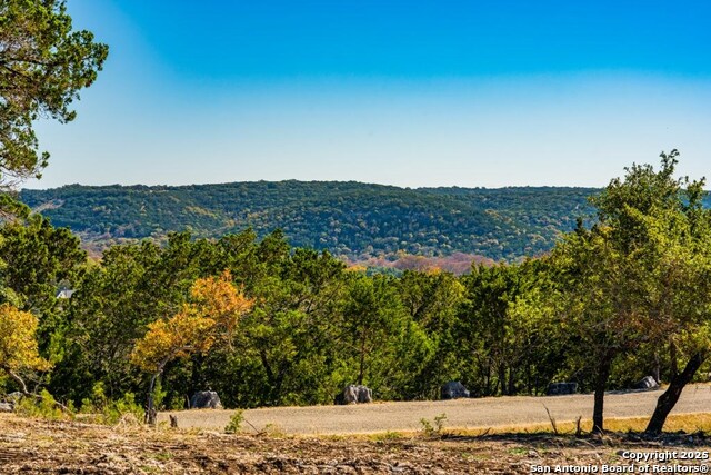 Image 8 of 27 For 277 Stablewood Springs