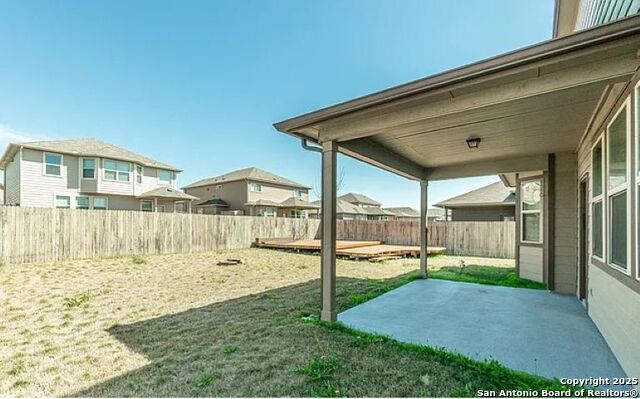Listing photo id 0 for 10435 Queensland Way