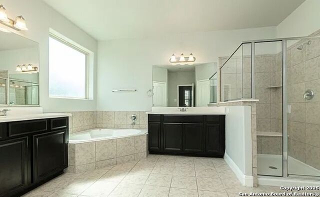 Listing photo id 2 for 10435 Queensland Way
