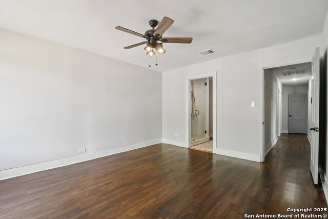 Image 19 of 27 For 700 Dawson