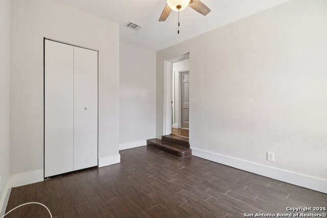 Image 24 of 27 For 700 Dawson