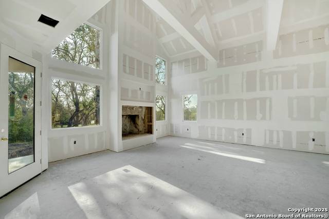 Image 16 of 62 For 306 Rolling Oaks Ln N
