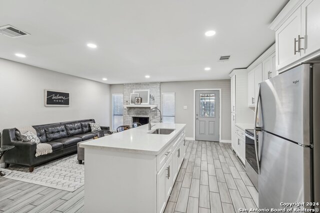 Image 11 of 29 For 4911 Dare