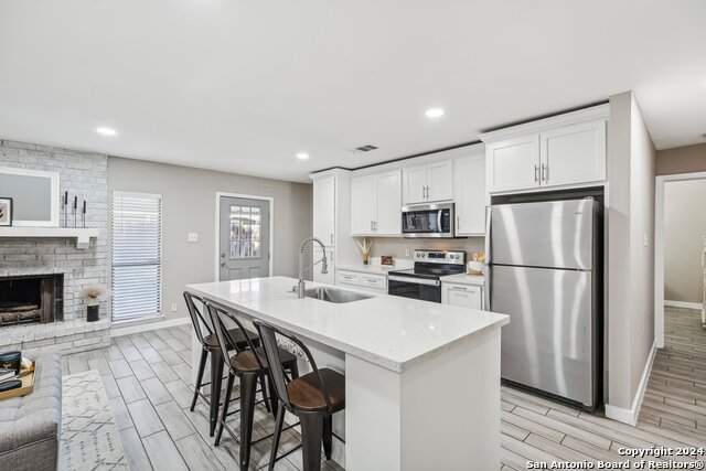 Image 3 of 29 For 4911 Dare