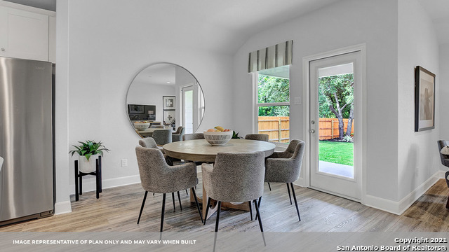 Image 16 of 33 For 1112 Argonne Forest