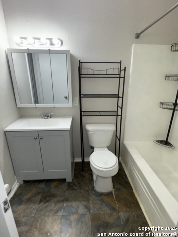 Image 11 of 18 For 7130 Glen Terrace Dr  2