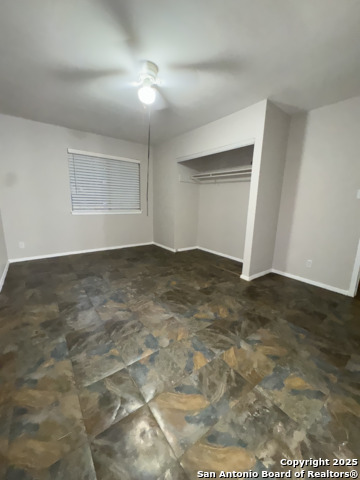 Image 13 of 18 For 7130 Glen Terrace Dr  2