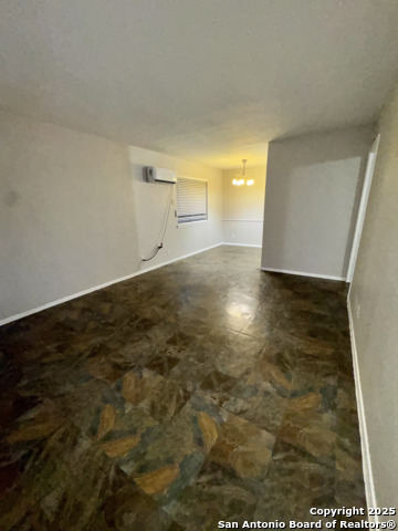 Image 3 of 18 For 7130 Glen Terrace Dr  2
