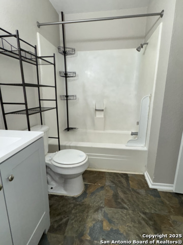 Image 9 of 18 For 7130 Glen Terrace Dr  2