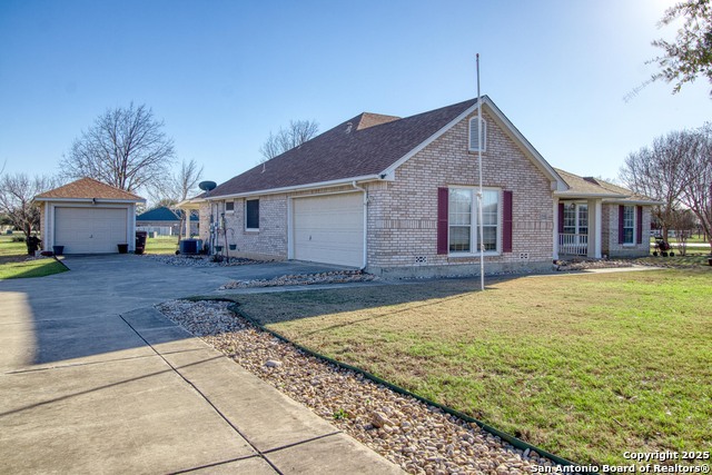 Listing photo id 41 for 13042 Remuda Terrace