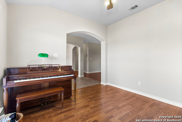 Listing photo id 7 for 13042 Remuda Terrace