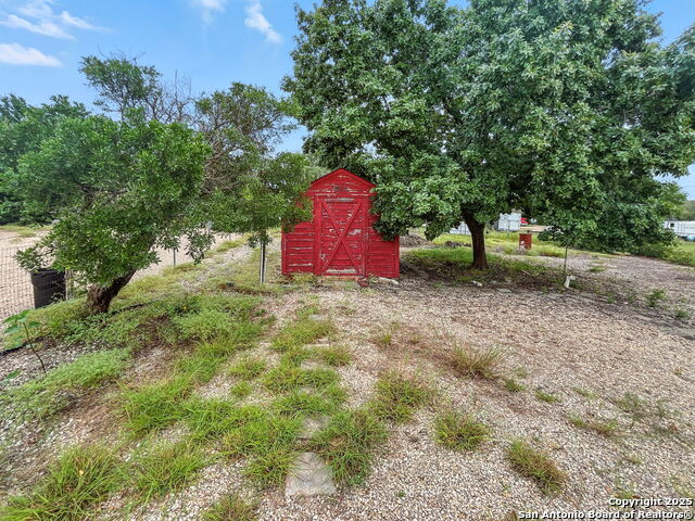 Image 32 of 38 For 214 Star Ln  