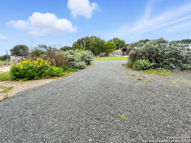 Image 4 of 38 For 214 Star Ln  