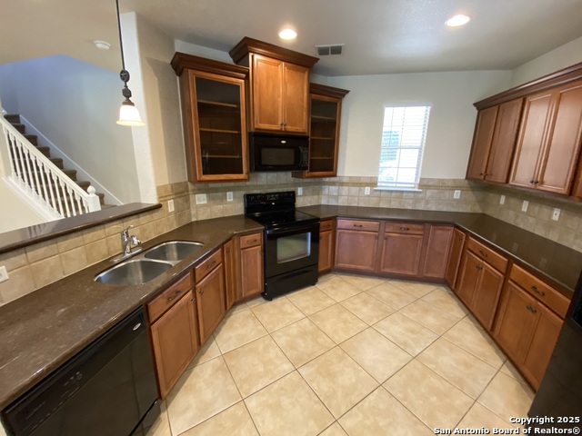 Image 6 of 15 For 204 Horse Hill