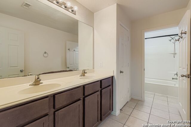 Image 22 of 28 For 11306 Luckey Ledge