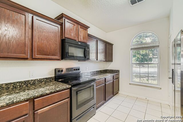 Image 5 of 28 For 11306 Luckey Ledge