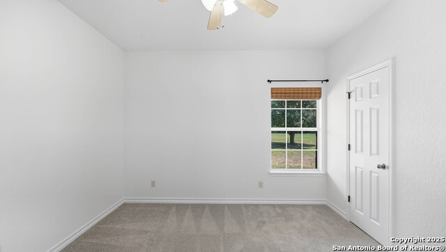 Listing photo id 15 for 2295 Stuart Rd