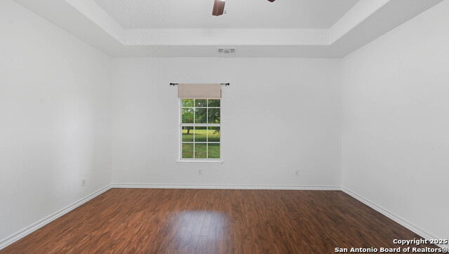 Listing photo id 25 for 2295 Stuart Rd
