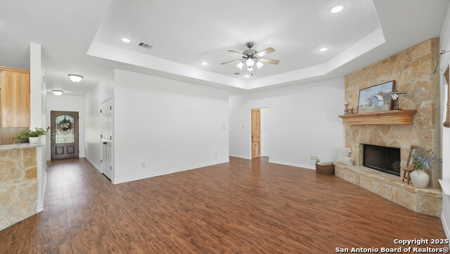 Listing photo id 1 for 2295 Stuart Rd