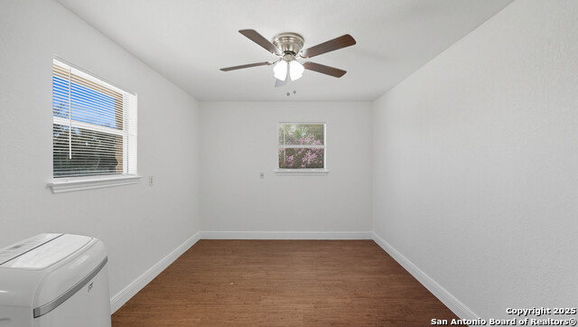 Listing photo id 37 for 2295 Stuart Rd