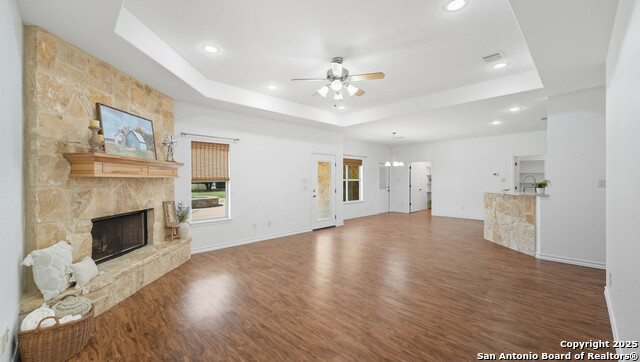 Listing photo id 3 for 2295 Stuart Rd