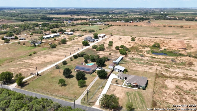 Listing photo id 50 for 2295 Stuart Rd