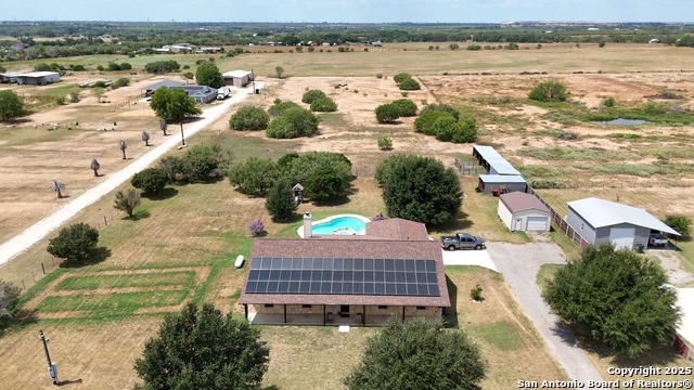 Listing photo id 51 for 2295 Stuart Rd