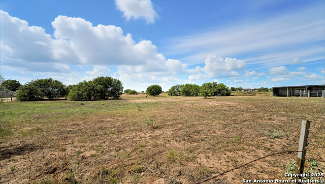 Listing photo id 55 for 2295 Stuart Rd