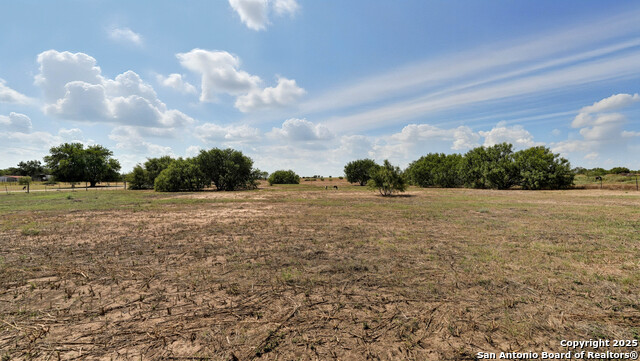 Listing photo id 56 for 2295 Stuart Rd