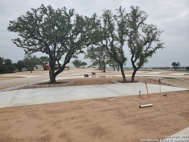 Image 8 of 11 For 5386 Ranch Road 1376 #332