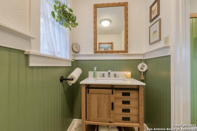 Image 25 of 54 For 510 Rudeloff