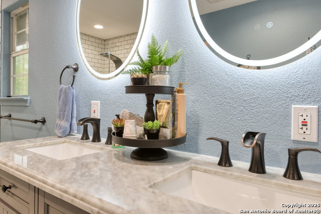 Image 35 of 54 For 510 Rudeloff