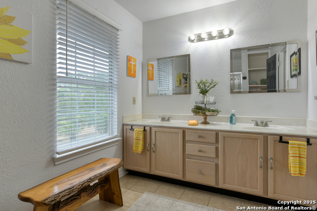 Image 40 of 54 For 510 Rudeloff