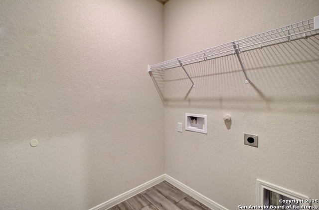 Listing photo id 17 for 317 Sika
