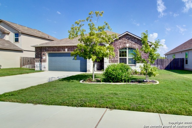 Listing photo id 0 for 317 Sika